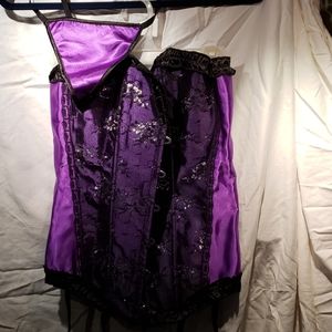 Bustier w/matching g string